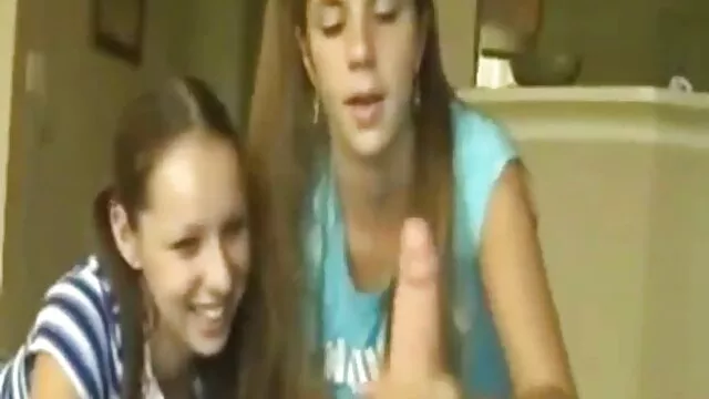პირველი სკოლა უფასო ვიდეო პირის კამერა