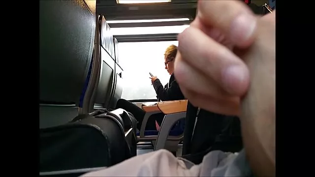 შავი მღვდელი დახიეს nun in anal მისი აღიარება. რძე