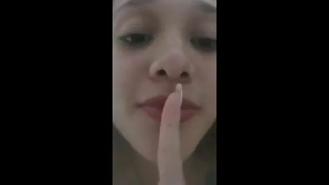 Rusty, მეორე ფენის fucking roommate პორნო იოგა სახლში.